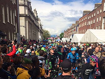 Giro d'Italia Rolls Into D...
